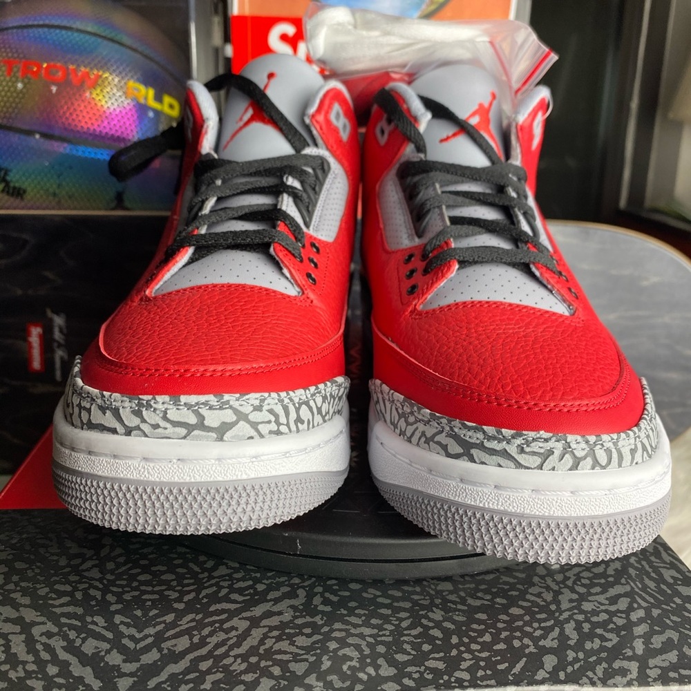 🆕 - Air Jordan 3 Retro SE Unite - Fire Red M 11.5 - Picture 2 of 8
